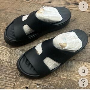 Black H Strap Crocs